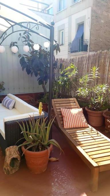 Small Room In Sants With Huge Terrace Barcelona Zewnętrze zdjęcie