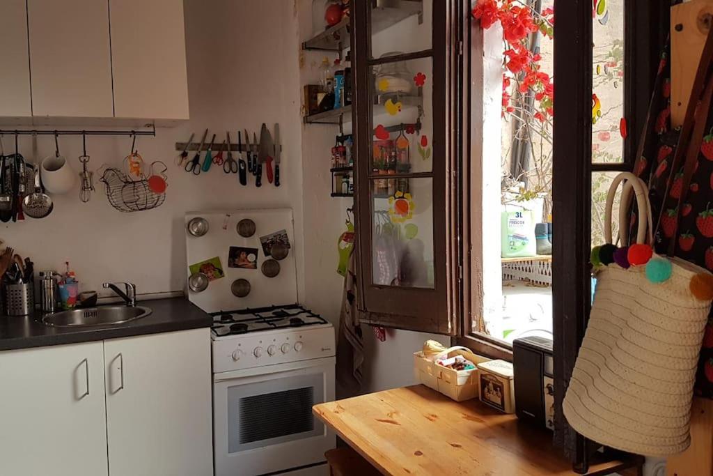 Small Room In Sants With Huge Terrace Barcelona Zewnętrze zdjęcie